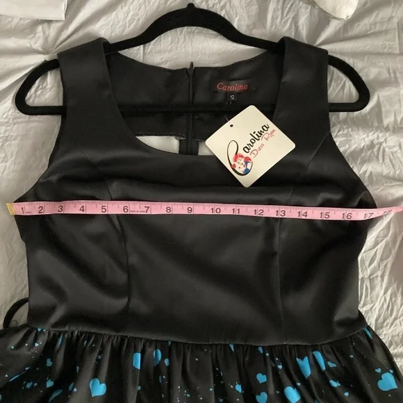 Womens rare Disney dog Lady and the Tramp print dress featuring Si &
Am size 12 - Picture 7 of 10